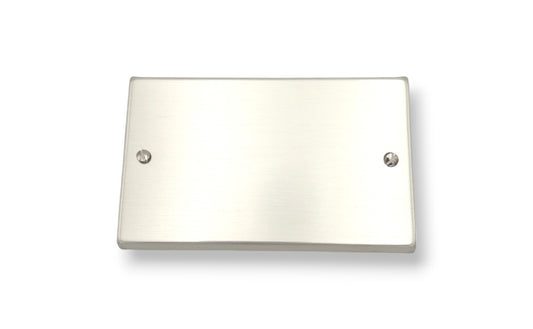 PLACA CIEGA CON TORNILLOS  ALUMINIO ANODIZADO